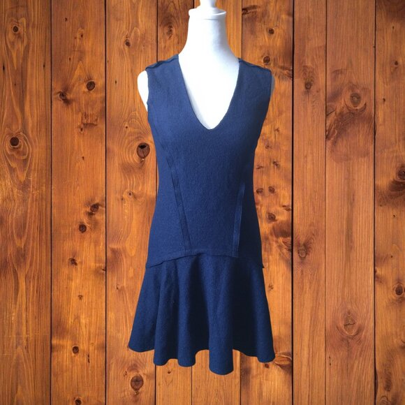 Ann Taylor Women's Size 0 Wool Blend V-Neck Blue Fit And Flare Dress Career NWT - Picture 1 of 9